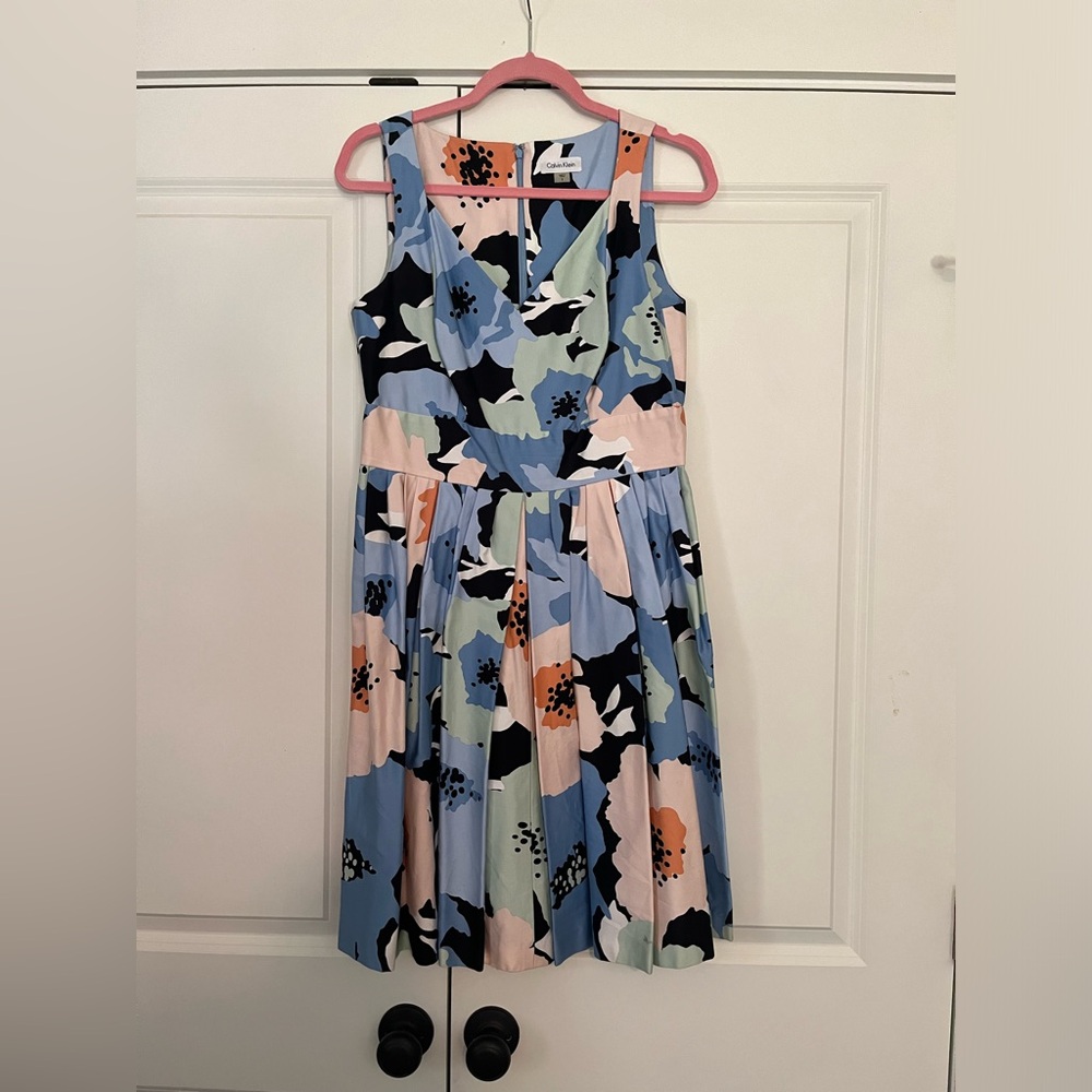 Calvin Klein - Floral Dress. EUC. Size 8.